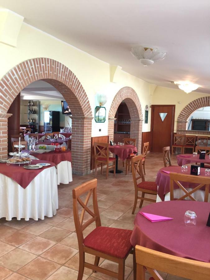 Albergo "Da Gigi" Celano Extérieur photo