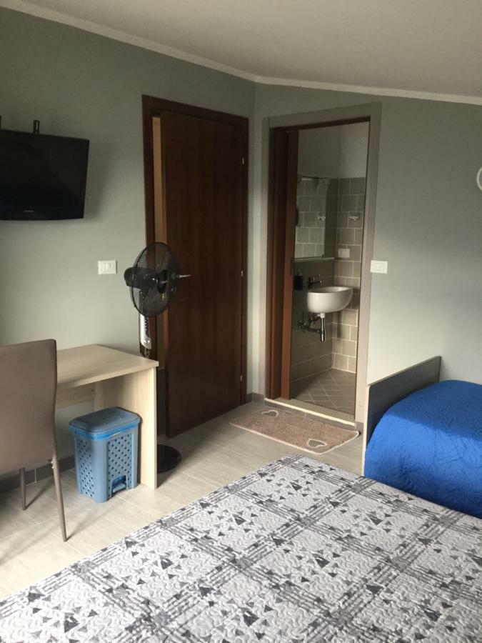 Albergo "Da Gigi" Celano Extérieur photo